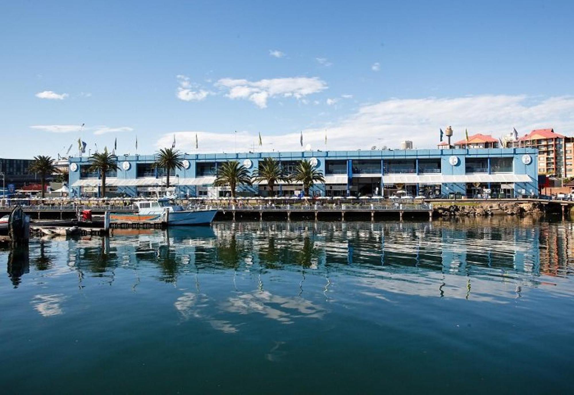 Thriving Location, Dining Hub Near Cbd Apartment Sydney